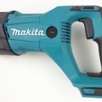 Foto vom Handgriff der Makita Akku Säbelsäge DJR186ZK